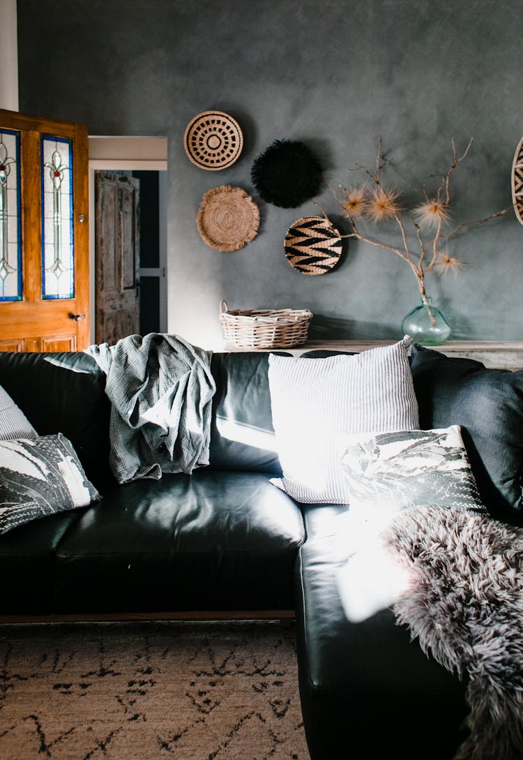 Black Leather Couch With Cushions