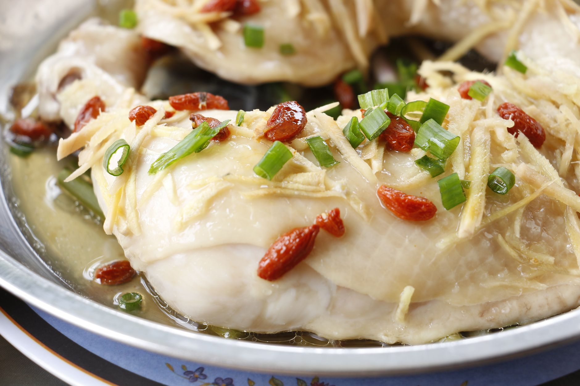 Chicken cooked in ginger served with jasmine rice