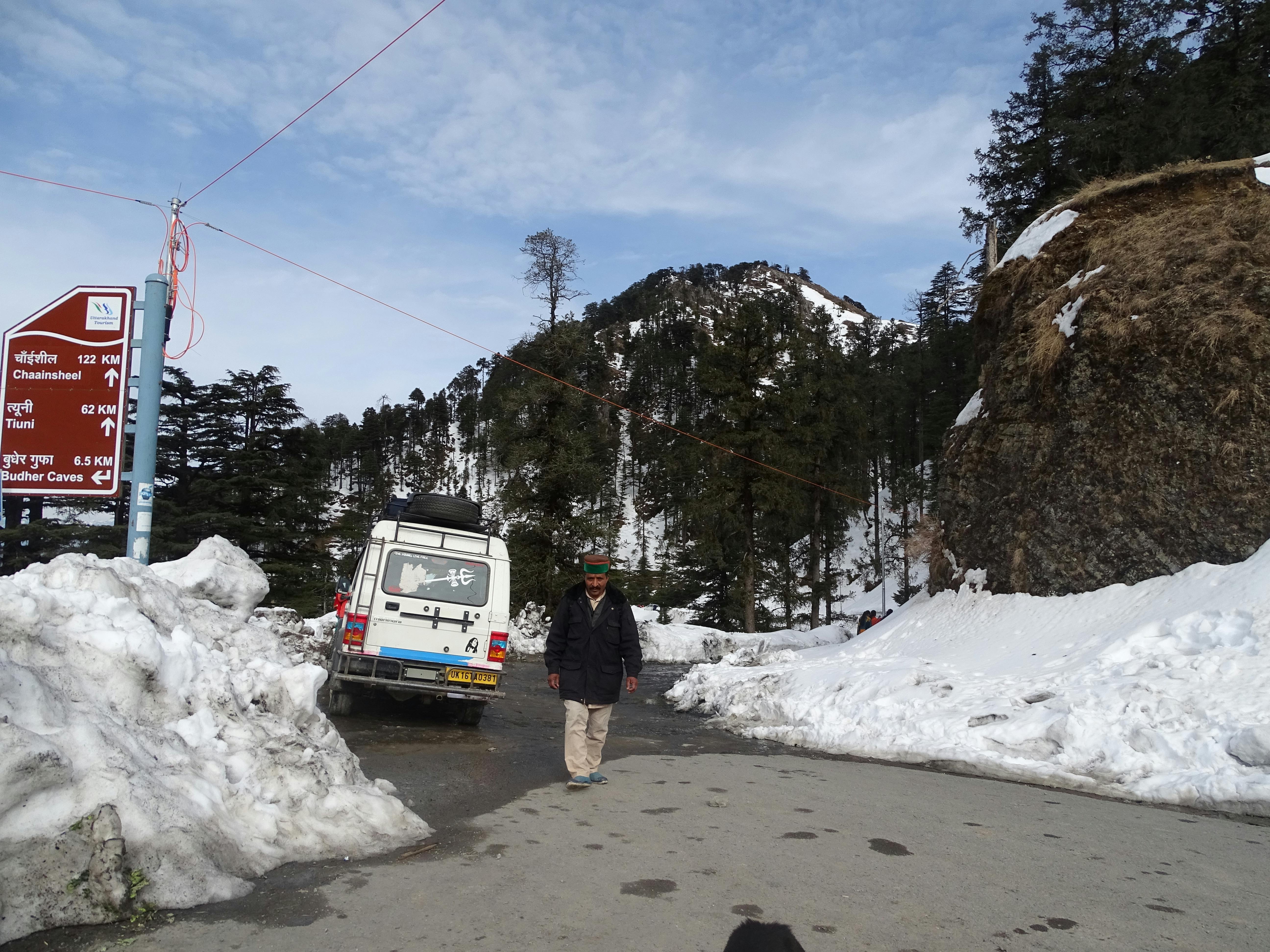 Robotic surgery assisted by AI