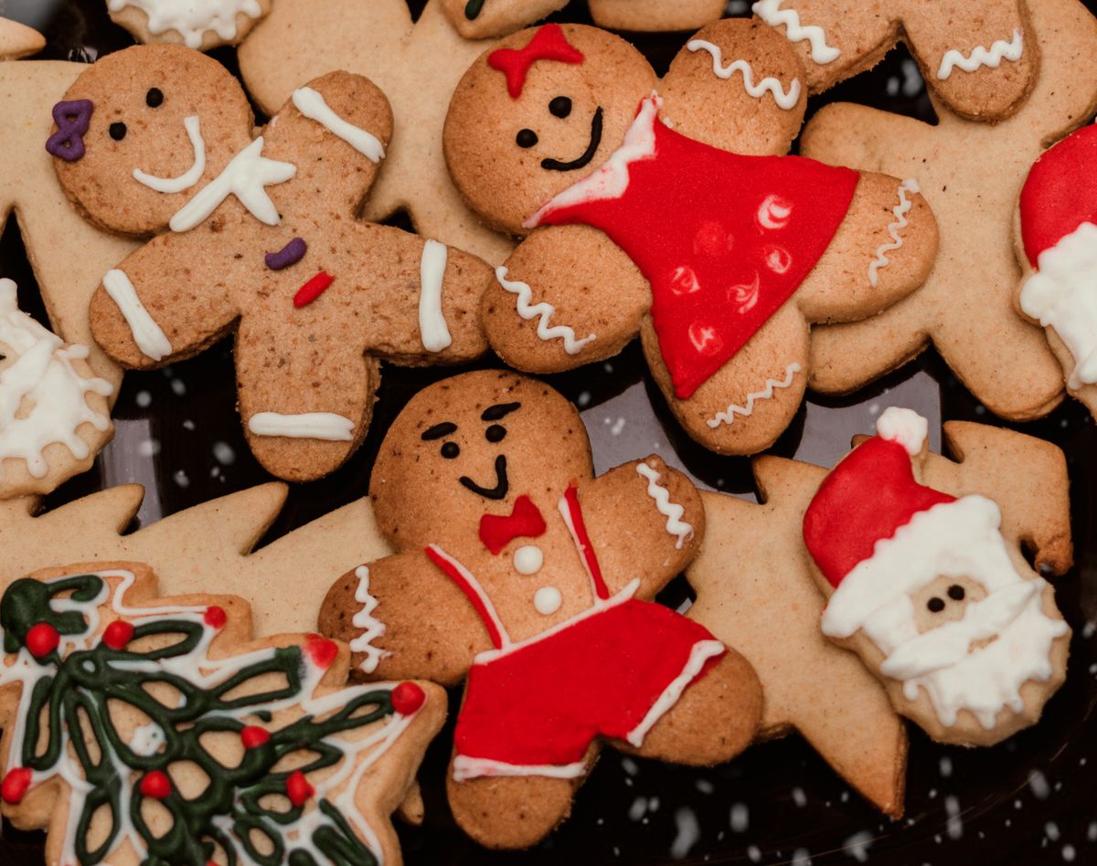 Gingerbread cookies decorated with colourful icing