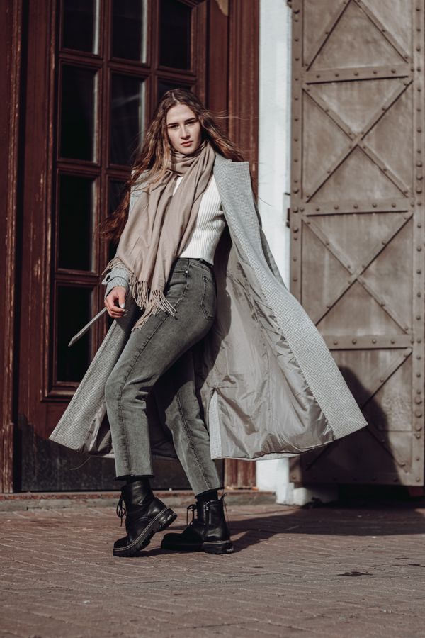 Grey wool coat with hoodie and leggings