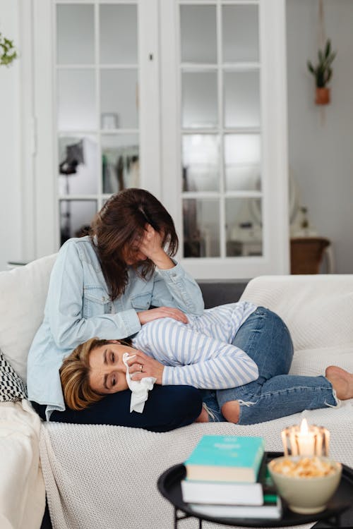 Immagine gratuita di ansioso, donne, donne caucasiche