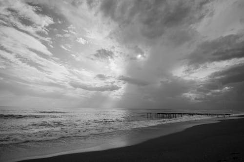 Scenic View of Sea Against Sky · Free Stock Photo