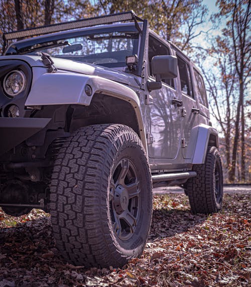 Close-Up Shot of a Silver Jeep Wrangler