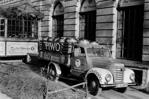 Foto profissional grátis de automóvel, caminhão, carro