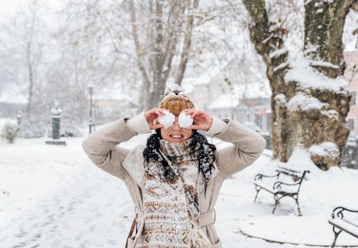 Avalanche vs Snowball Debt Repayment Strategies