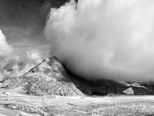 бесплатная Бесплатное стоковое фото с lanscape, гора, дым Стоковое фото