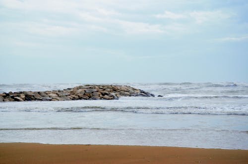 Безкоштовне стокове фото на тему «берег моря, блакитне небо, мальовничий»
