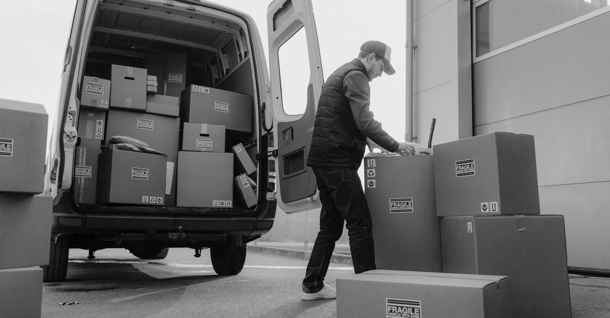 How much does FedEx pay delivery drivers