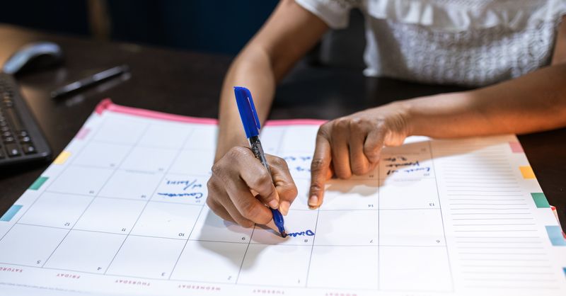 Comment organiser sa semaine quand on dirige et qu’on vend en même temps