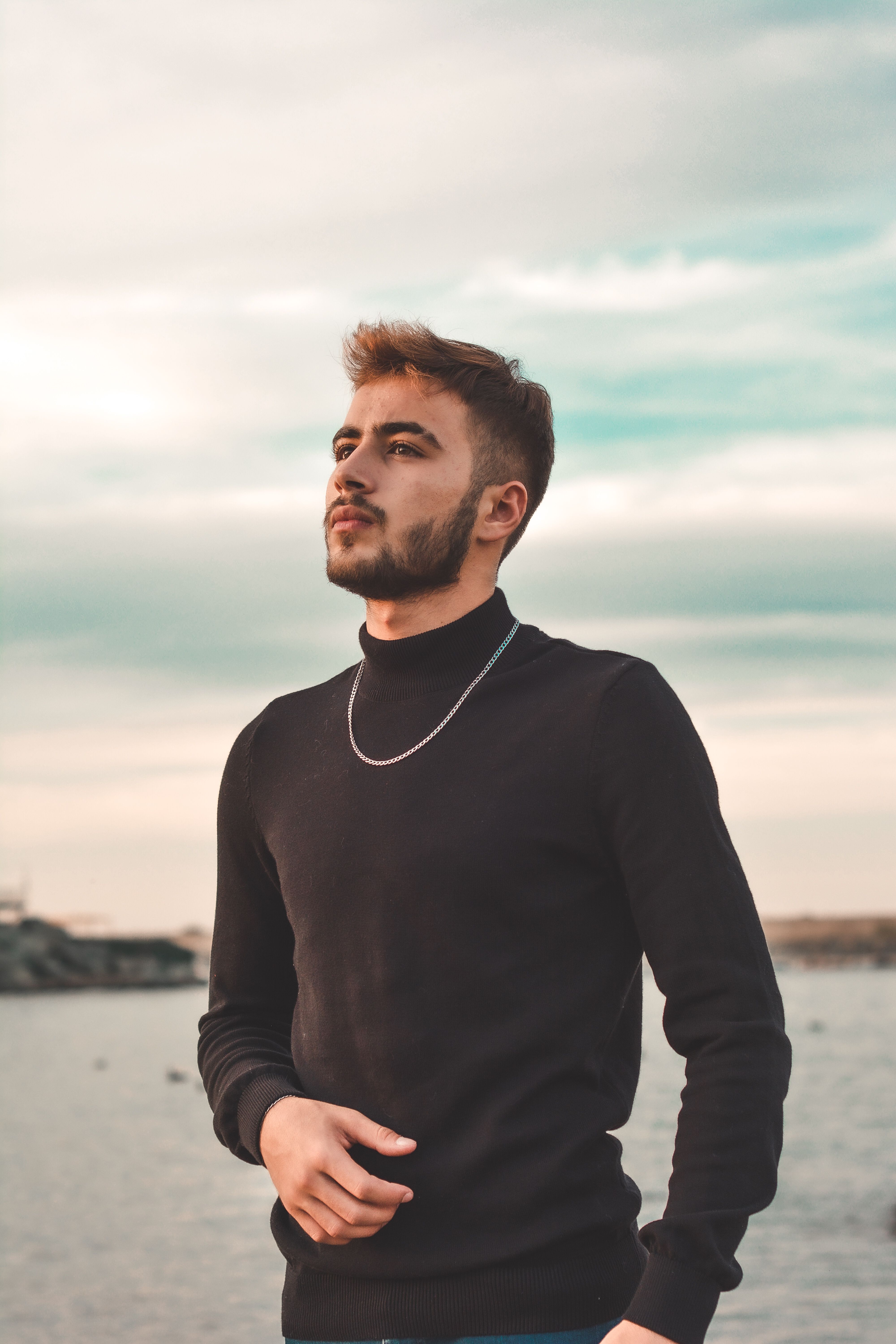 Blusa de Frio Gola Alta Preta