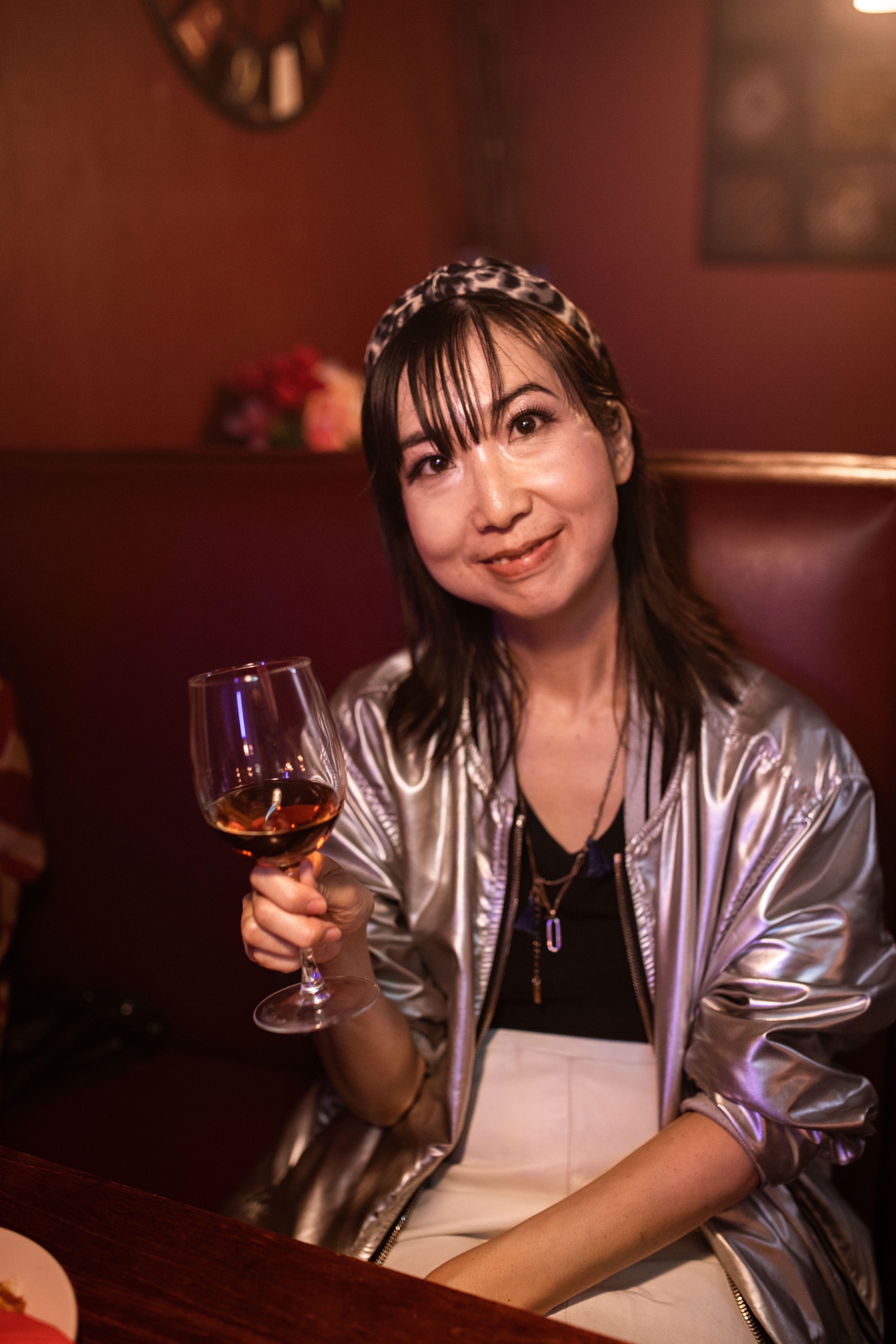 Woman Holding a Wine Glass · Free Stock Photo