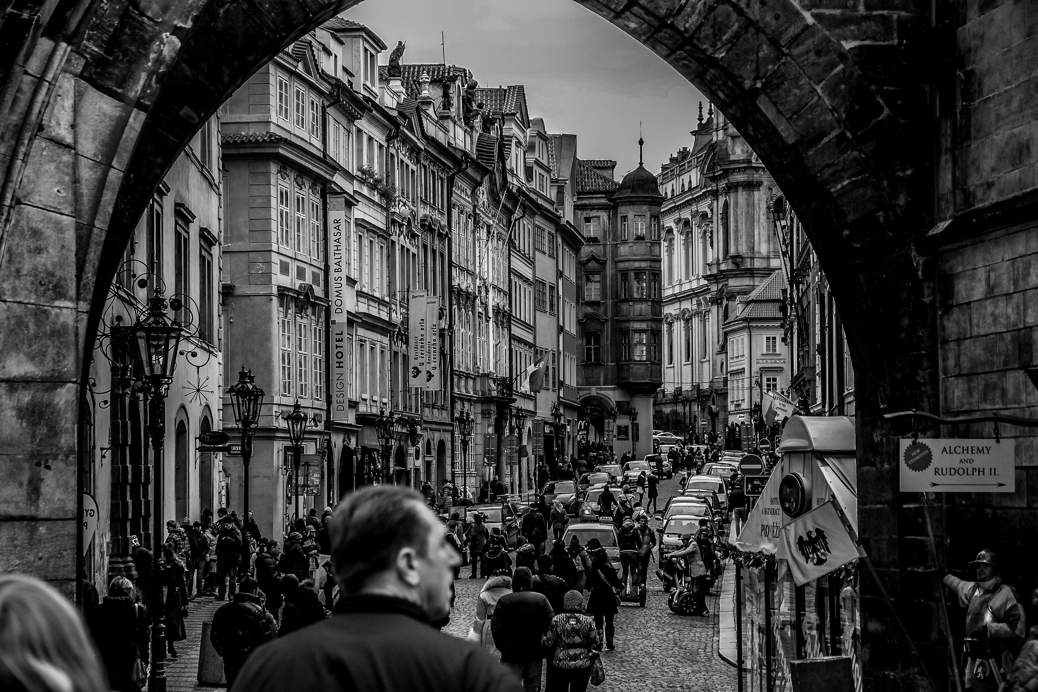 La Alquimia en Vivo de Eruca Sativa: Deconstruyendo Setlists Históricos y su Impacto