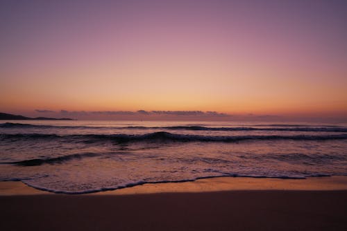 Бесплатное стоковое фото с грохот волн, живописный, море
