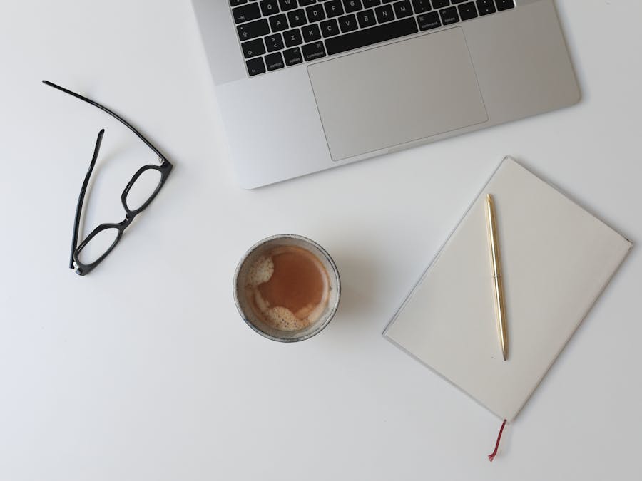 Do I need a laptop to study digital marketing?