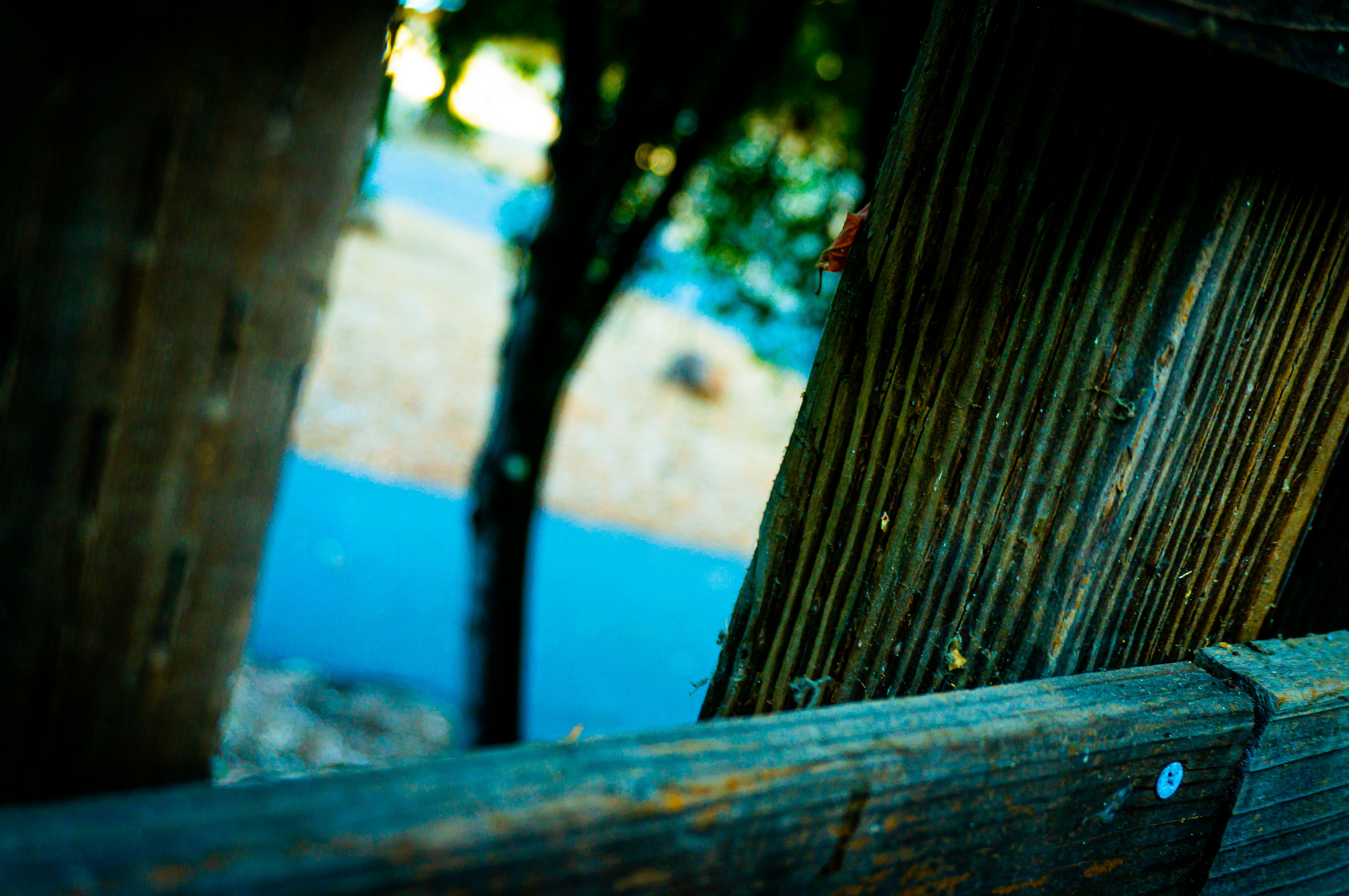 Freelancer starting the day with coffee and planning - morning routine ideas for freelancers at home