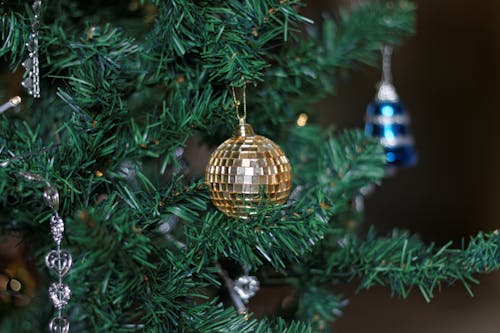 Foto d'estoc gratuïta de arbre de Nadal, bauble de nadal, granadures