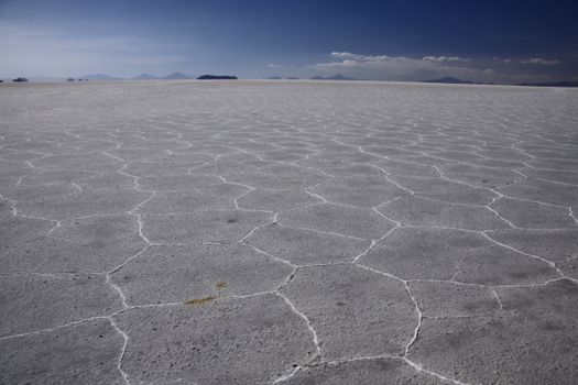 Red, green, white lagoons drive — Salar de Uyuni