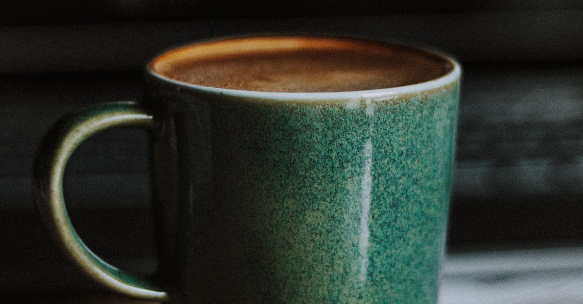 Does cocoa contain caffeine answers