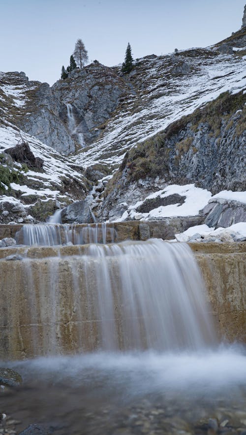 Photos gratuites de arbres, cascade, couler