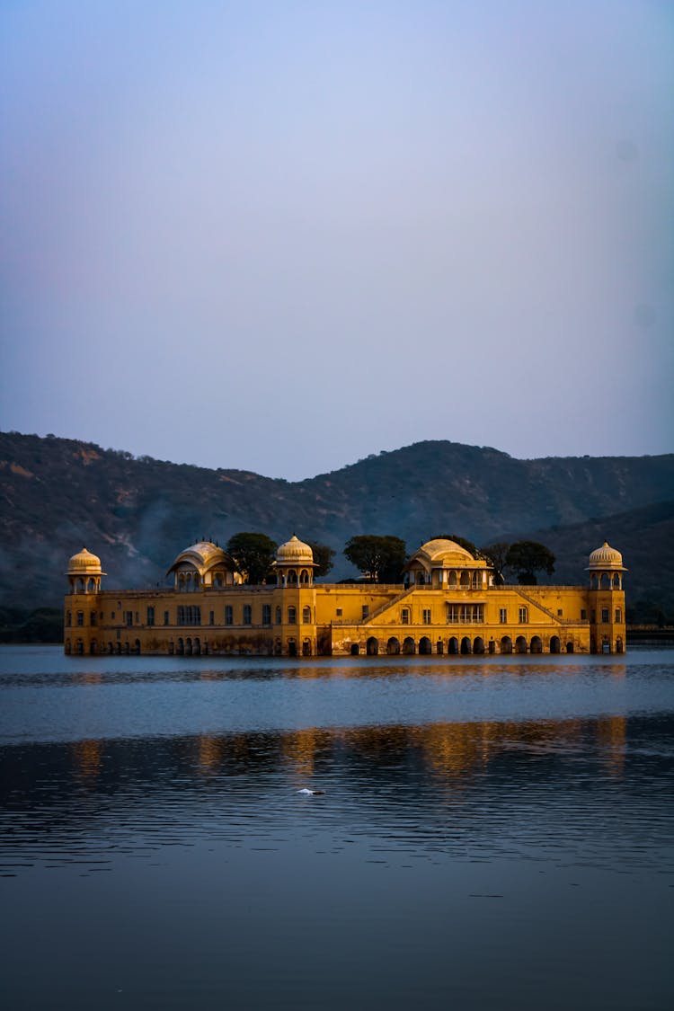 Jal Mahal Palace In Jaipur, India