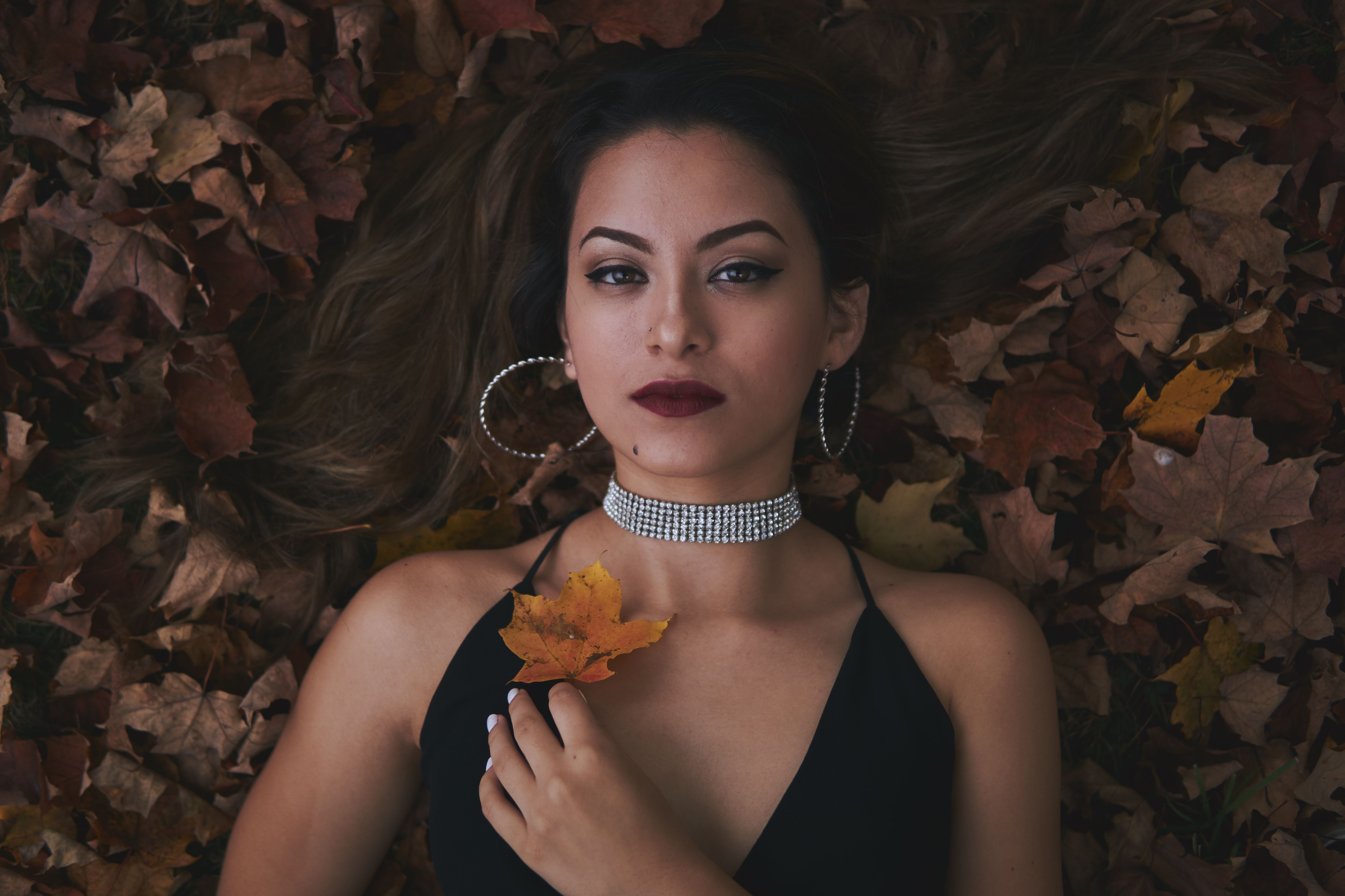 Photo by Steven  Arenas: https://www.pexels.com/photo/women-s-black-haltertop-618701/
