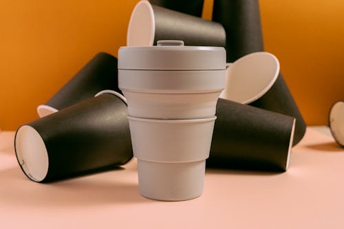 Free Gray Silicone Collapsible Cup in Close-Up Photography Stock Photo