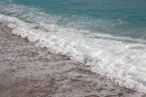 Δωρεάν στοκ φωτογραφιών με αφρός της θάλασσας, θάλασσα, θαλασσογραφία