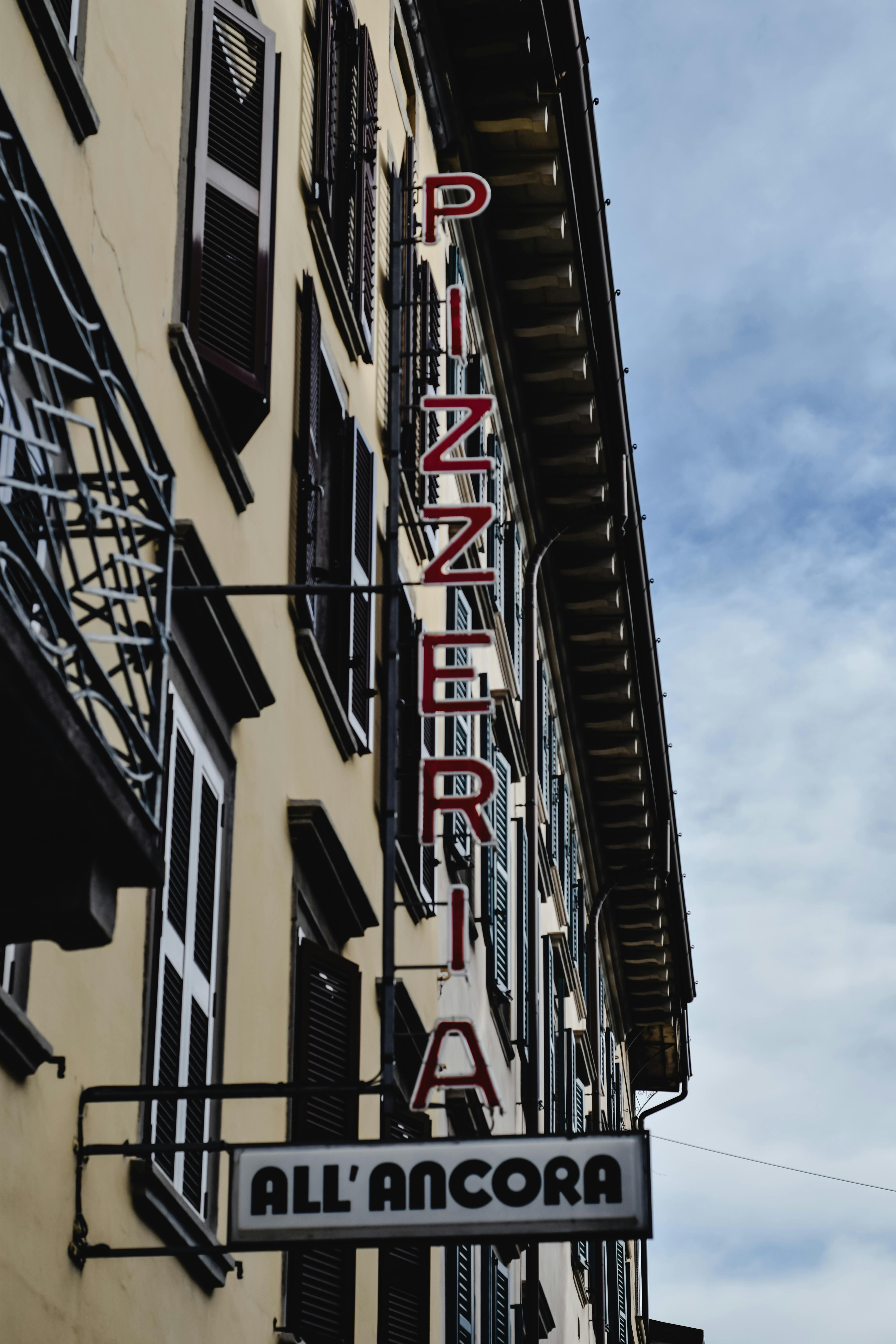 What are the signs of a cheating husband?