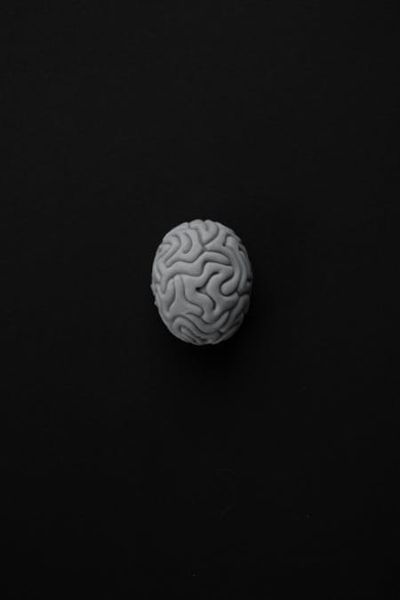 What actor has a brain problem?