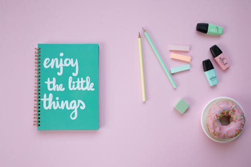 Fotos de stock gratuitas de comida, dónut, flatlay