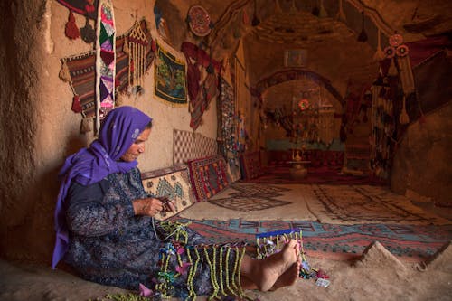 Foto d'estoc gratuïta de ancians, beduí, bufanda