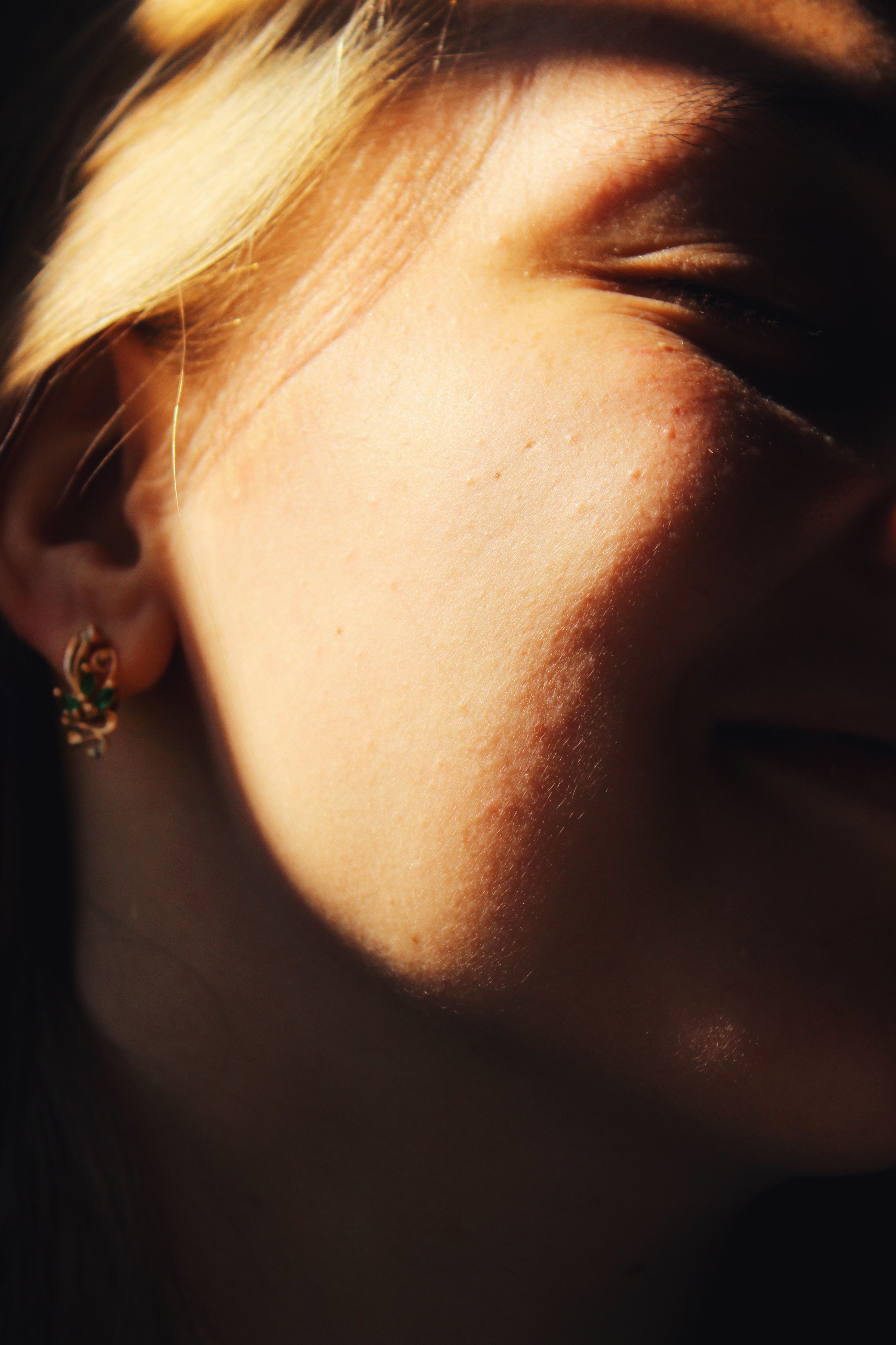 Women earing Jewelry main image 0
