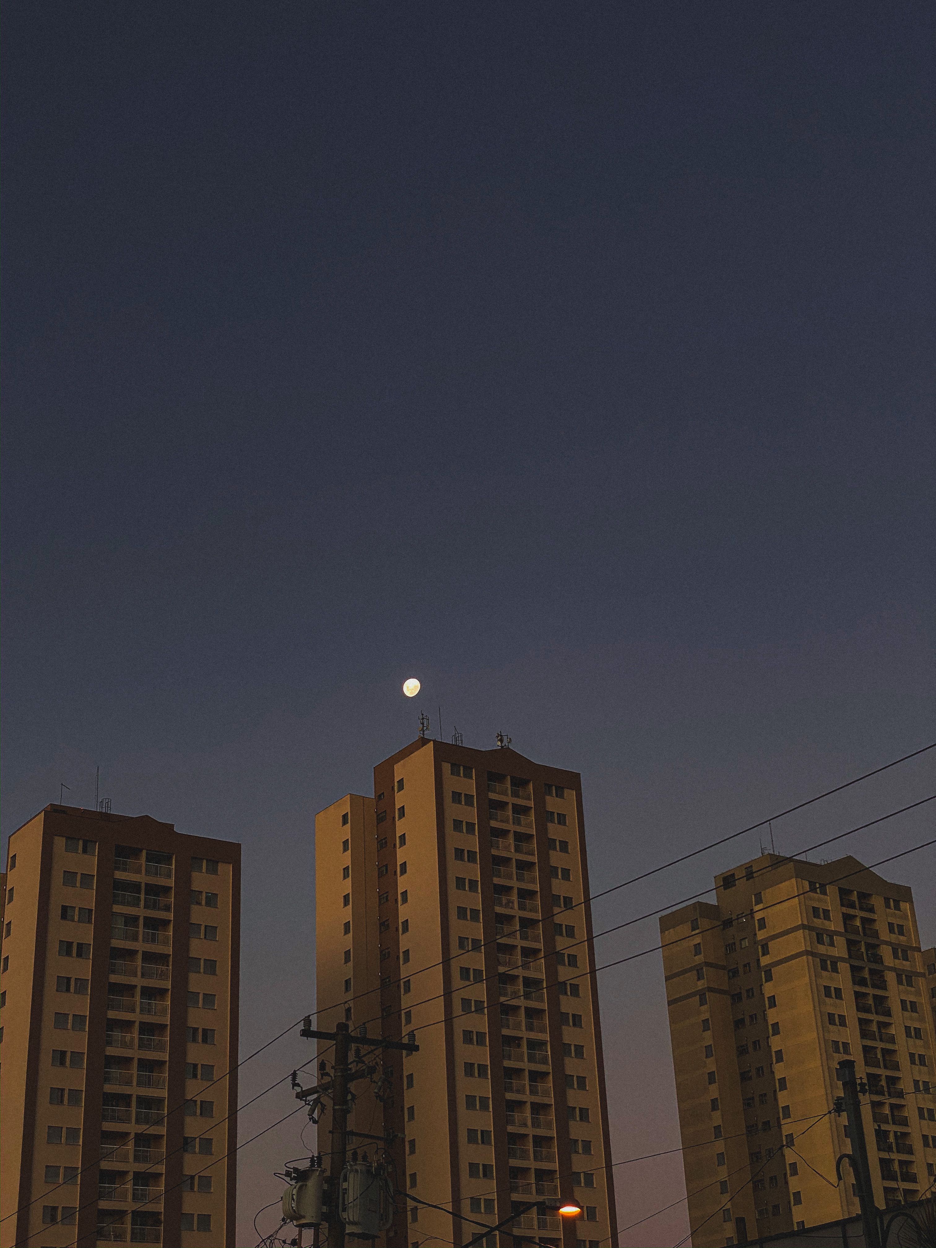 MOONS apre mille occhi sull'Universo con un importante contributo portoghese