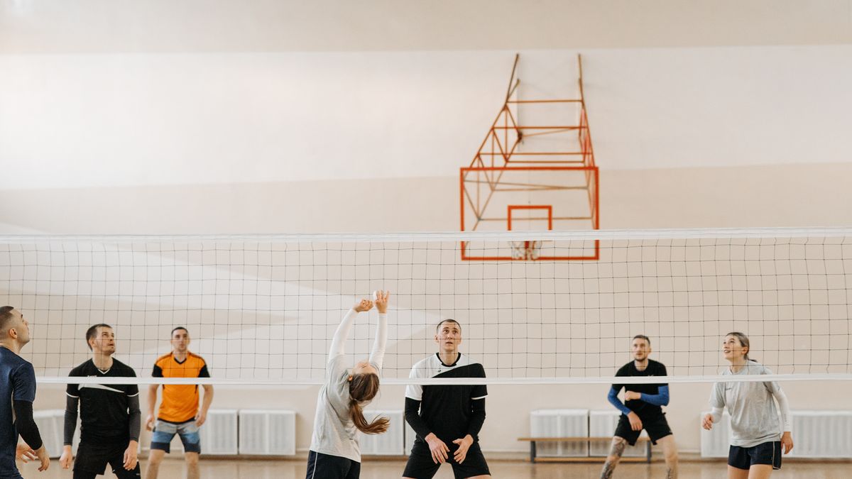 Salonda voleybol maçı anı (temsilî görsel)