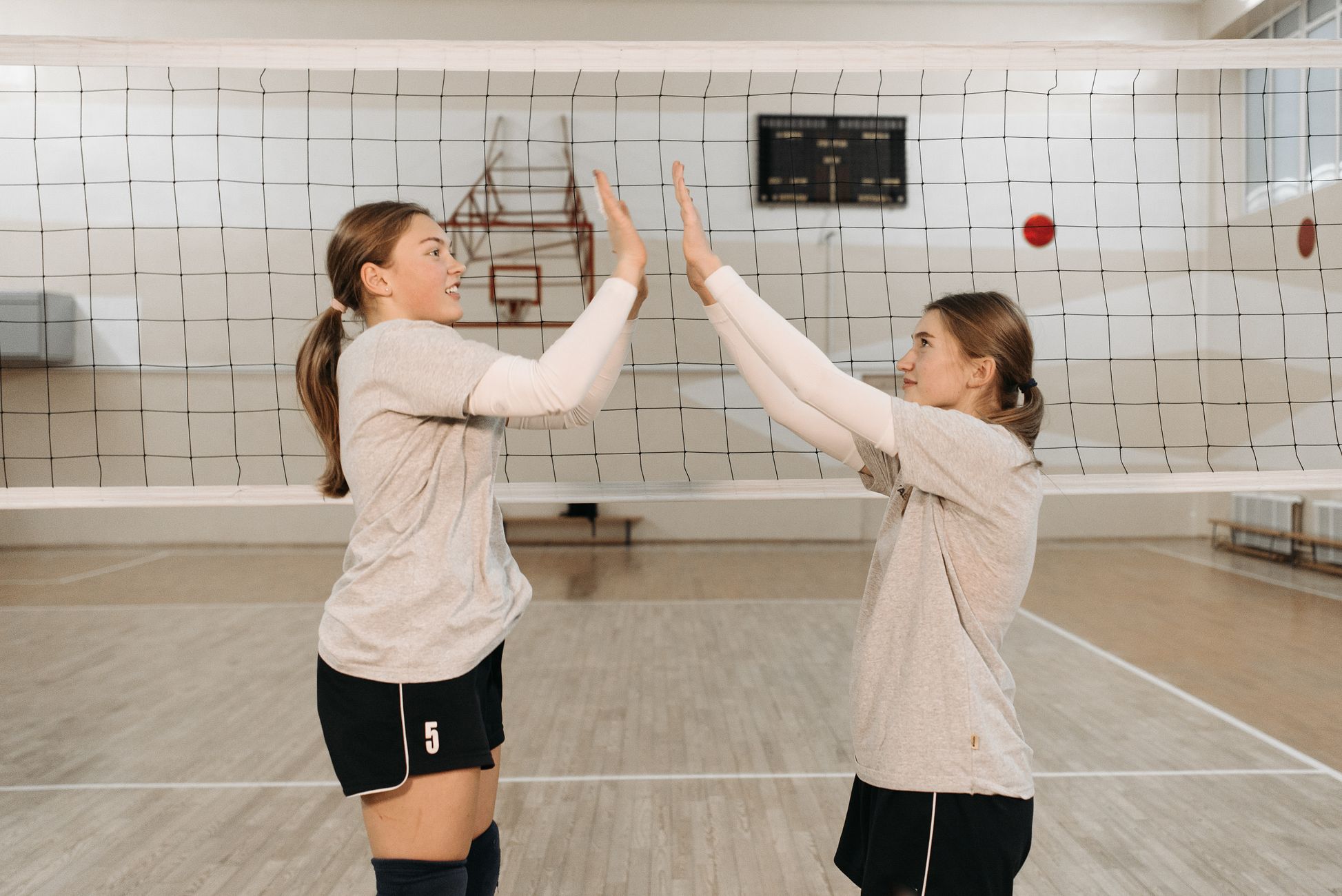 Sisterly love: B. Claxon, Maloney's bond runs deeper than SW, MVNU VB