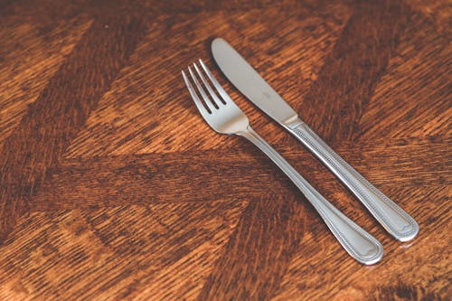 Free Silver Kinve & Fork Stock Photo