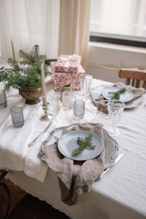 Free Christmas Table Setting Stock Photo