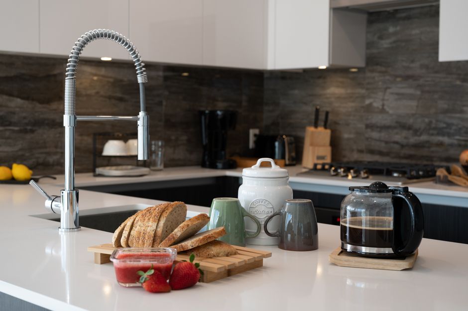 Exploring the Versatility of the Cuisinart CSB-180 Hand Blender