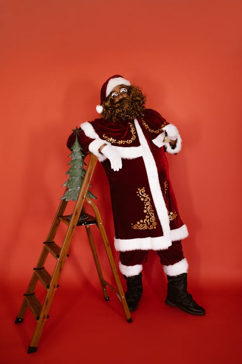 Ingyenes stockfotó boldog Karácsonyt, fa létrák, fekete santa témában Stockfotó