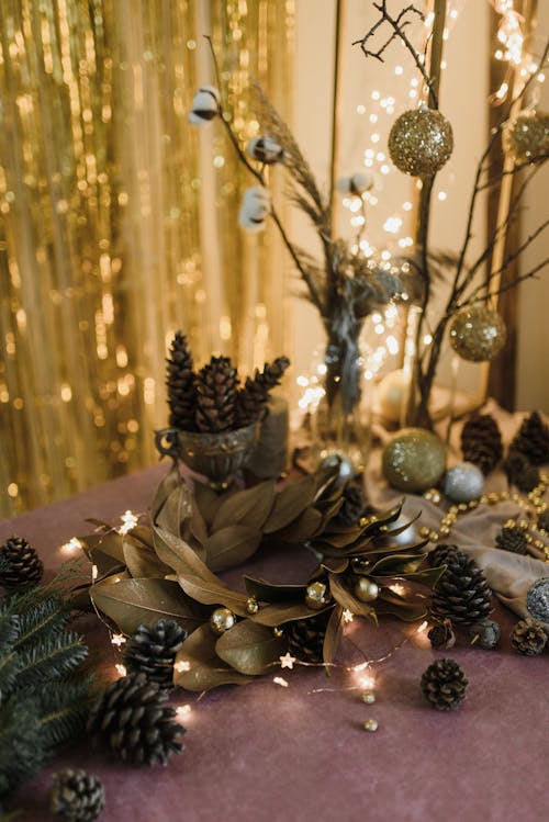 Imagine de stoc gratuită din aur, conuri de pin, Crăciun