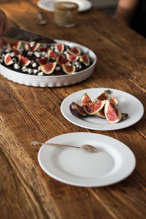 Free Sliced Strawberries on White Ceramic Plate Stock Photo
