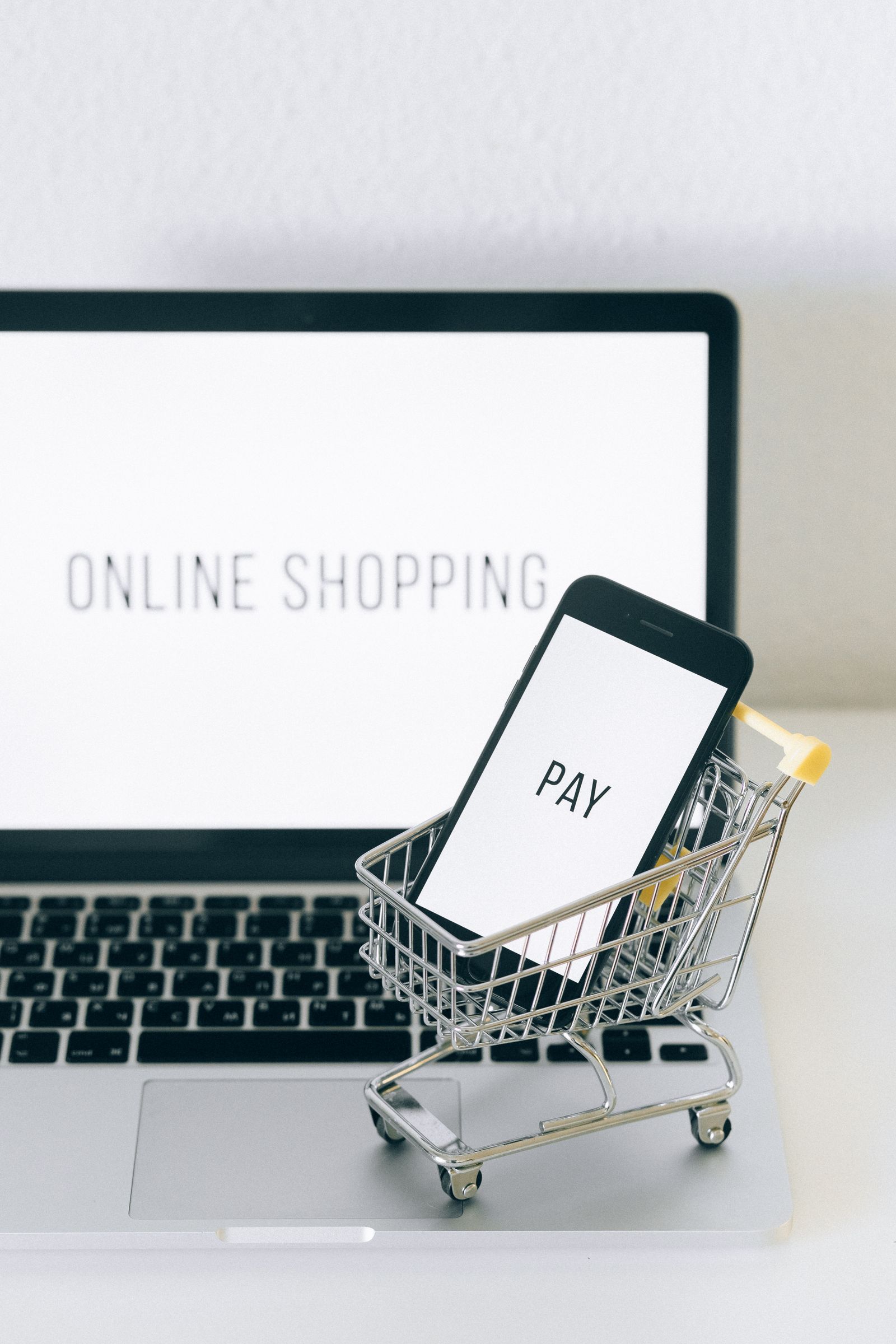 Beleza no E-commerce: Como a Categoria Conquistou 46% dos Brasileiros e Quebrou Barreiras Geracionais