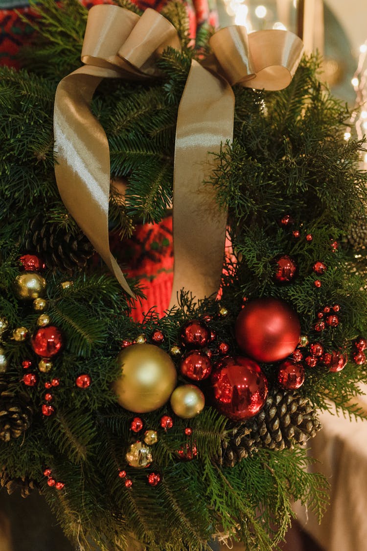  Christmas Wreath In Close Up Photography