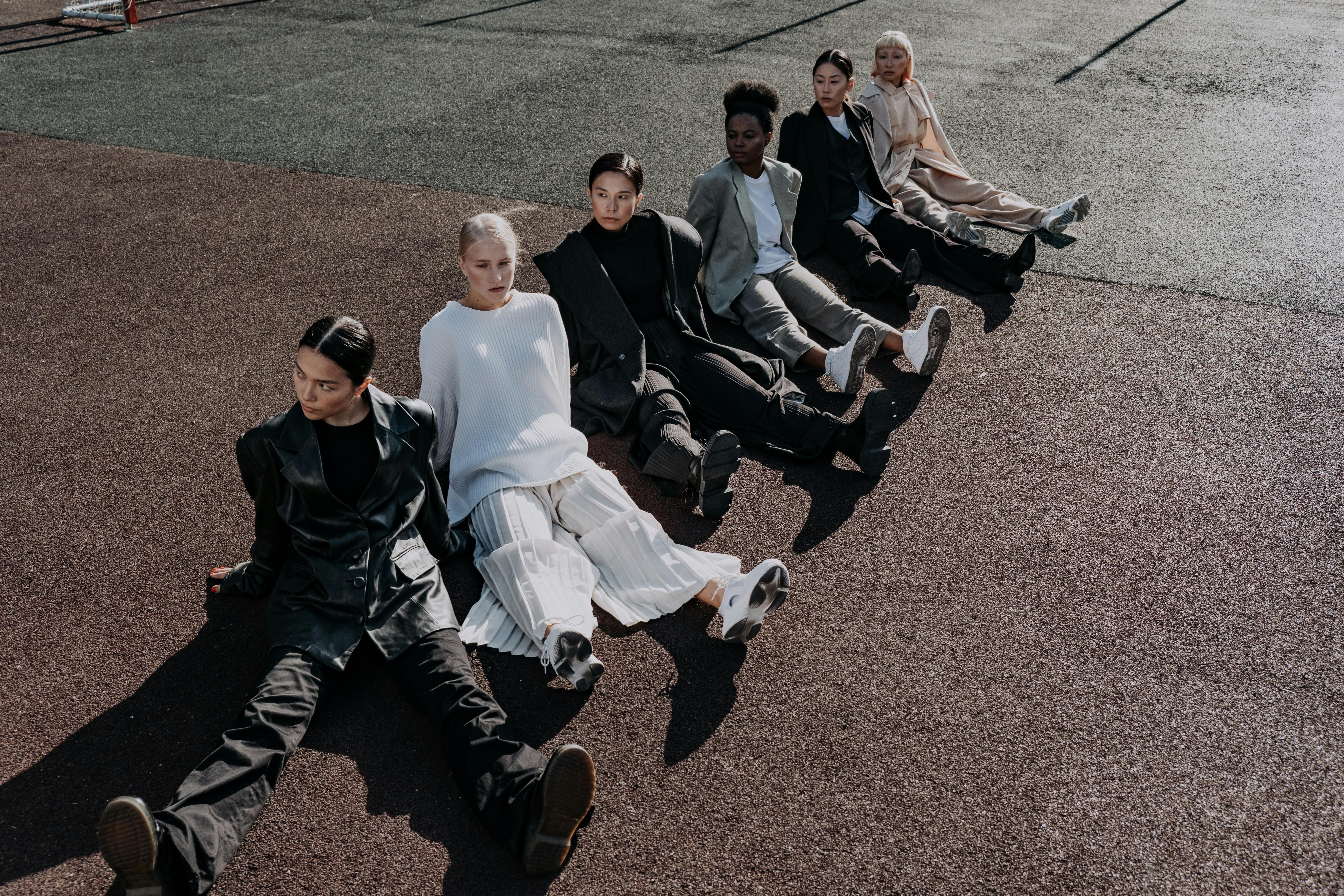 10 looks tendances de vêtements jeunes pour chaque saison