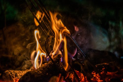 Foto d'estoc gratuïta de carbonet, cremant, flames