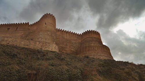 Foto profissional grátis de aventura, castelo, céu