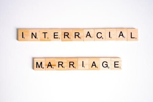 Kostnadsfri bild av alfapet, flatlay, interracial äktenskap