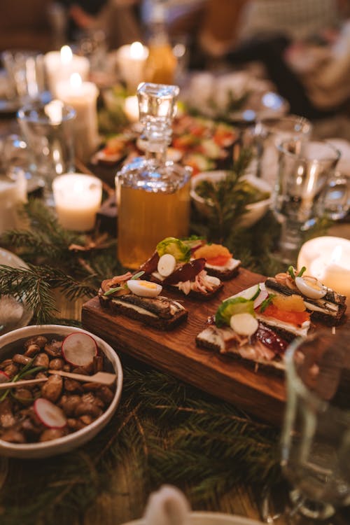 Kostenloses Stock Foto zu abendessen, baum, besteck