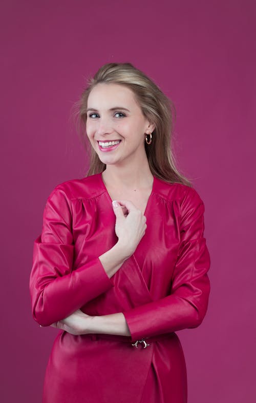 Free Woman in Red Long Sleeve Shirt Smiling Stock Photo